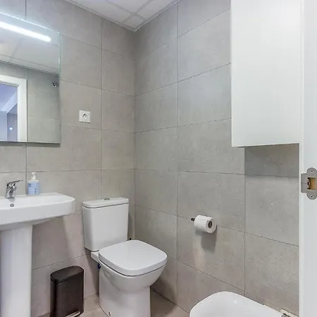 Apartment 1 Bedroom Lovely In *