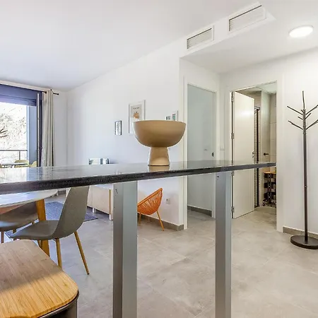 1 Bedroom Lovely In Apartment Dénia