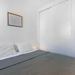 1 Bedroom Front In
