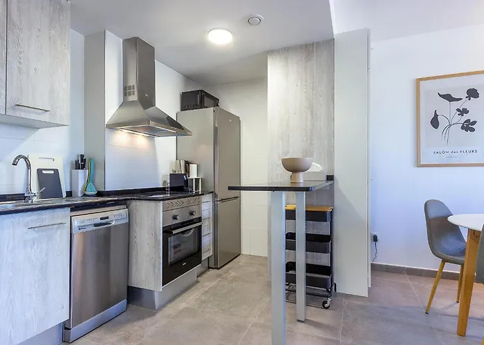 Daire 1 Bedroom Lovely In