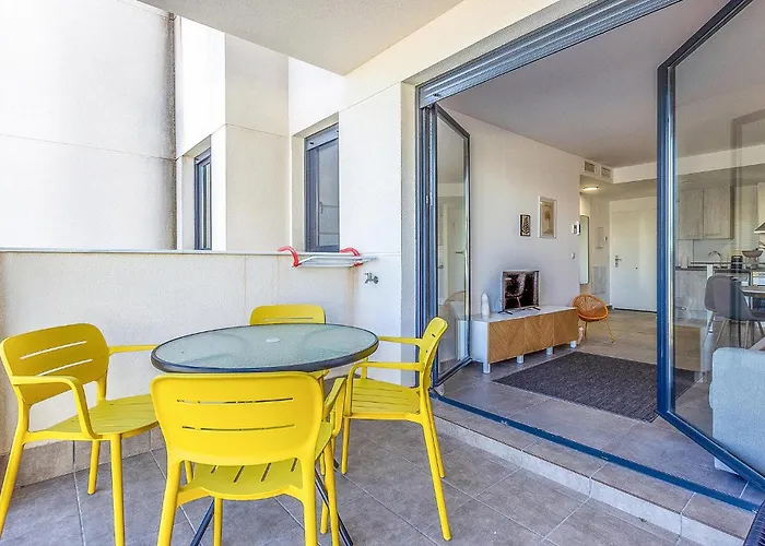 1 Bedroom Lovely In Dénia